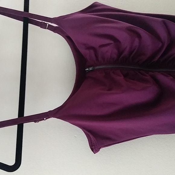 Fabletics Mia Spotify Purple Ruched Zip Front Athletic Tank Top sz M - Picture 4 of 14